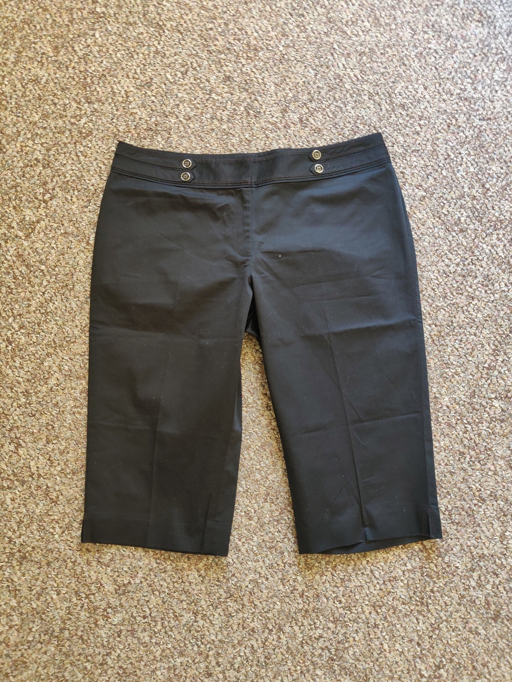 NWT White House Black Market Black Stretch Slim Pedal Pusher 14